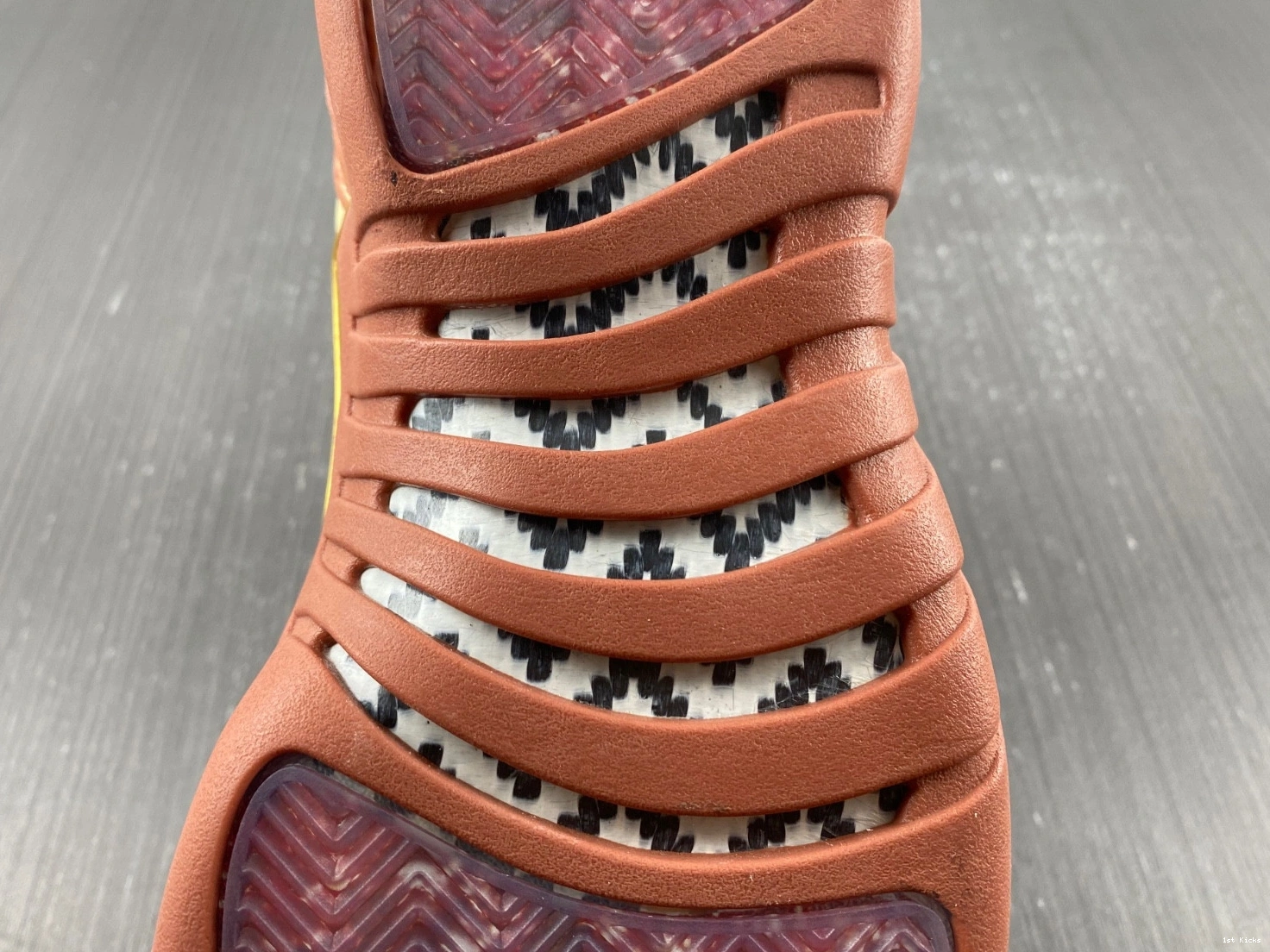 - Jordan 12 Golf DV1758-108 Eastside Retro 0301